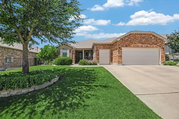 906 Holiday Creek Ln, Georgetown, TX 78633