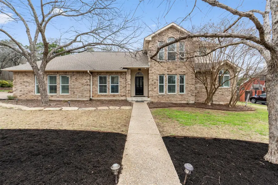 10648 Floral Park Dr, Austin, TX 78759 - Image #2