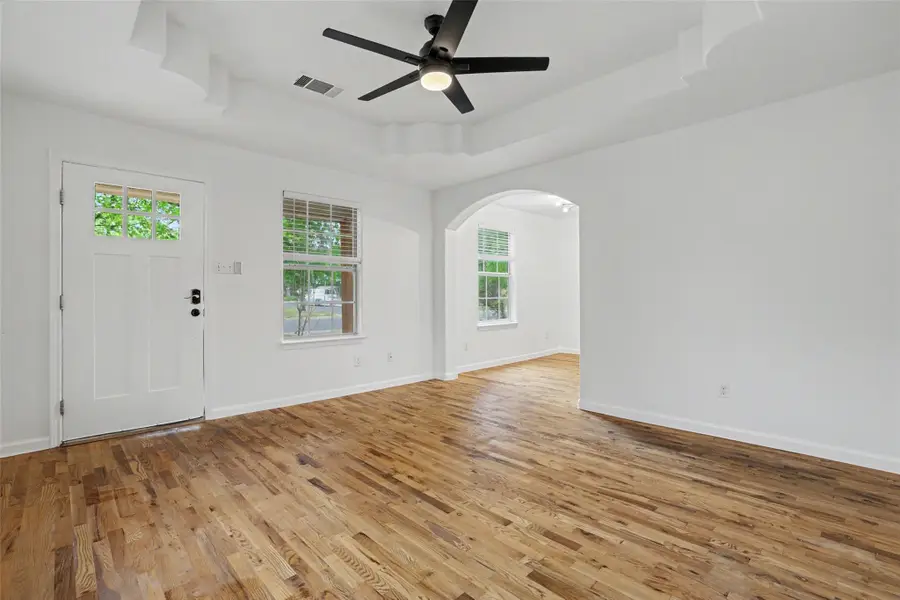 6307 Chesterfield Ave, Austin, TX 78752 - #2