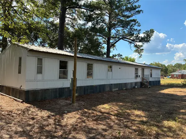 5372 An County Road 137 Dr, Elkhart, TX 75839
