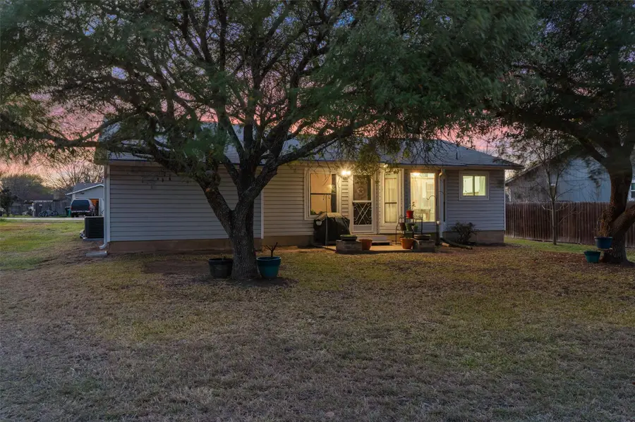 411 Bonita Vista Dr, Buda, TX 78610 - #2