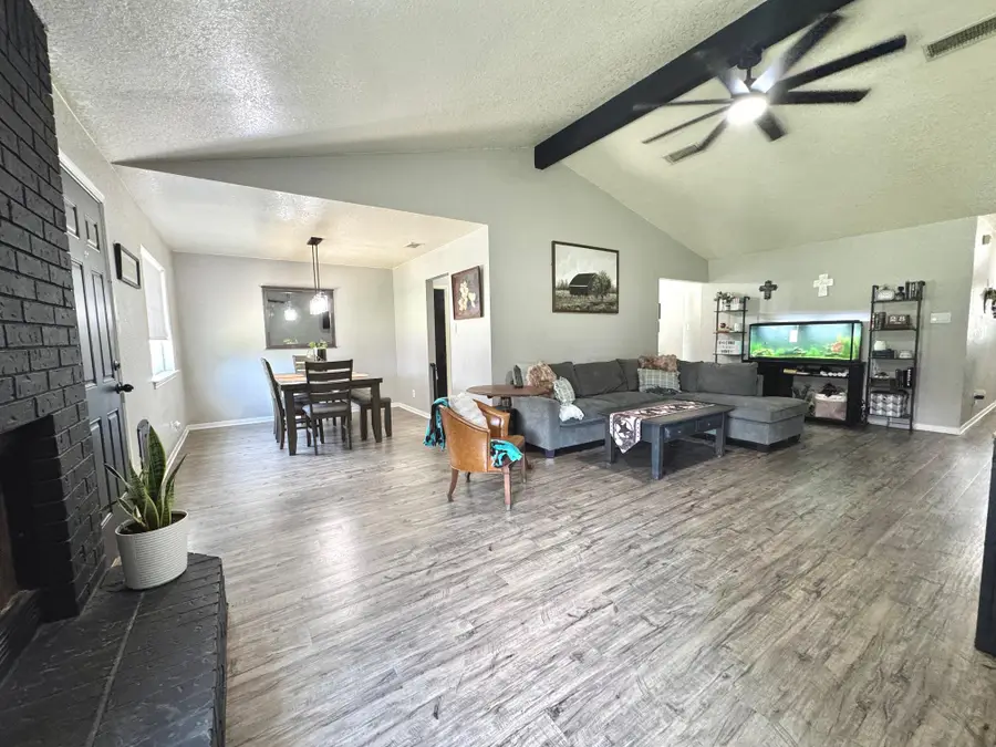 1817 Dusk Dr Dr, Killeen, TX 76543 - Image #3