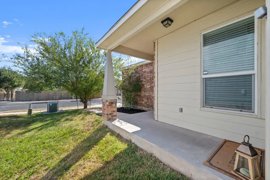 5704 Levenwood Ln, Austin, TX 78724 - Image #2