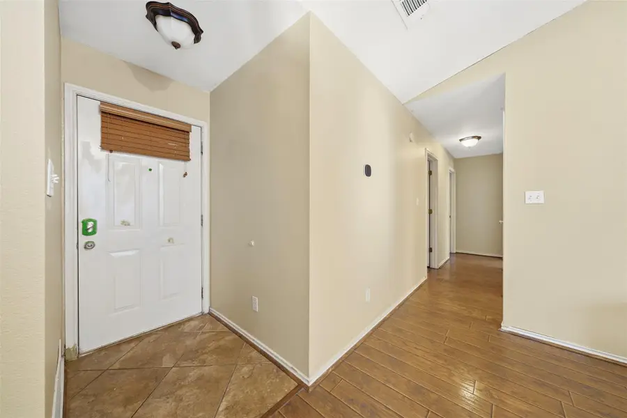 105 Snyders Trl, Liberty Hill, TX 78642 - Image #2