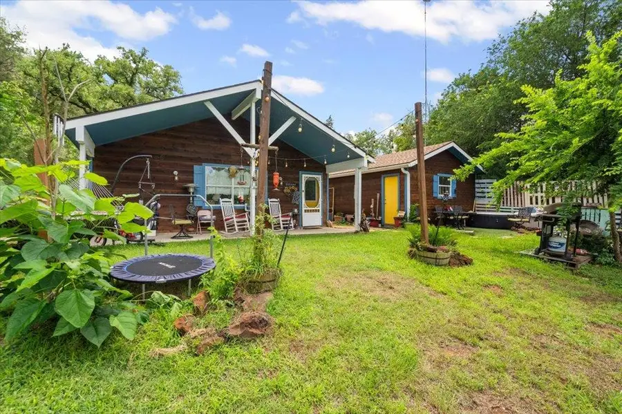 107 Mountain Valley Dr, Smithville, TX 78957 - #2