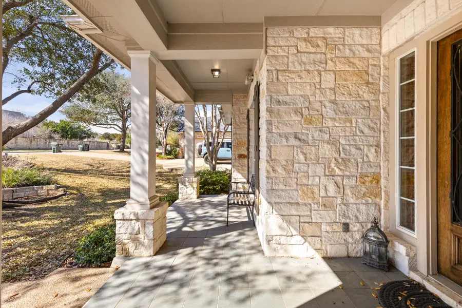 240 Bolton Dr, Austin, TX 78737 - Image #2
