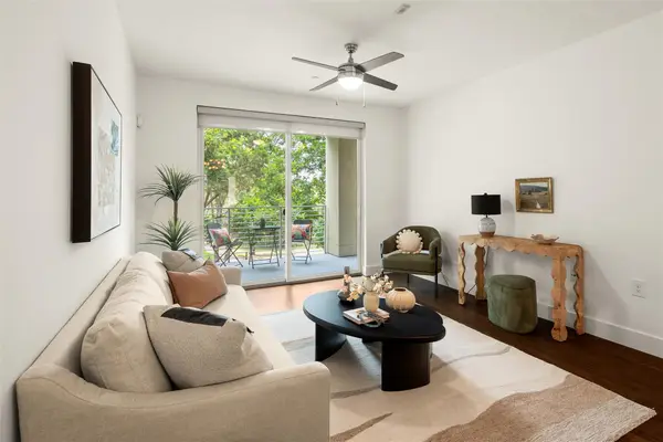 2804 Treble Ln #923, Austin, TX 78704