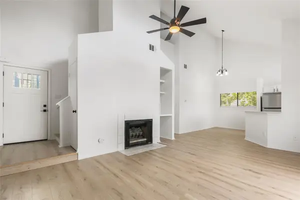 923 E 41st St #201, Austin, TX 78751