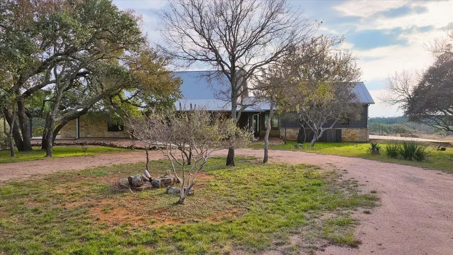 1250 Rocky Hollow Dr, Burnet, TX 78611 - Image #3