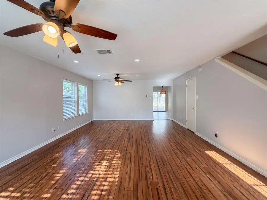 1722 Woods Blvd, Round Rock, TX 78681 - #3