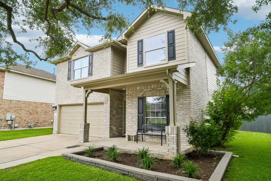 913 Hyde Park Dr, Round Rock, TX 78665 - #2