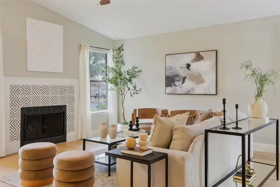 8406 Copano Dr, Austin, TX 78749 - #2