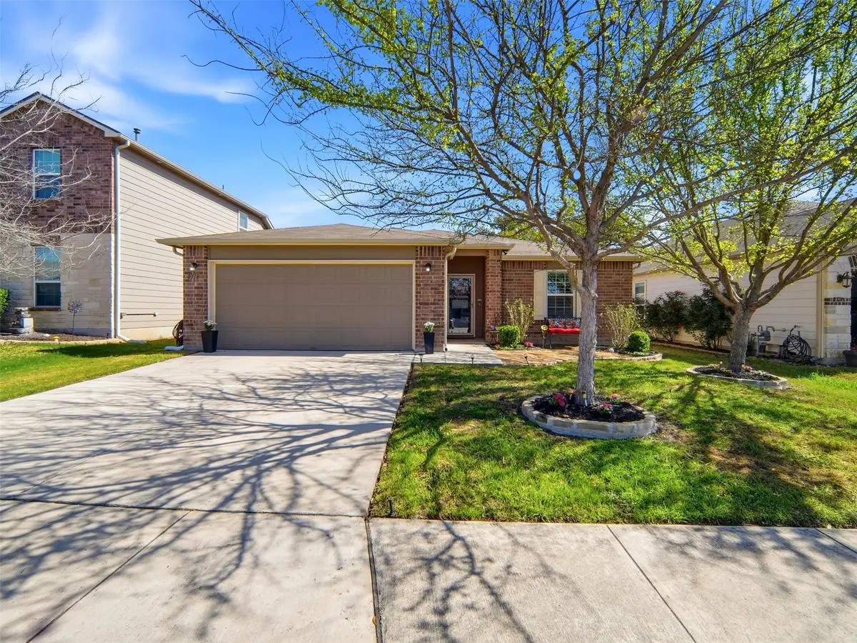 8718 Flint Rock Way, Converse, TX 78109 - #1