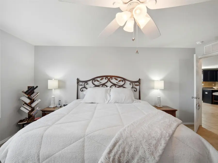 8718 Flint Rock Way, Converse, TX 78109 - #3