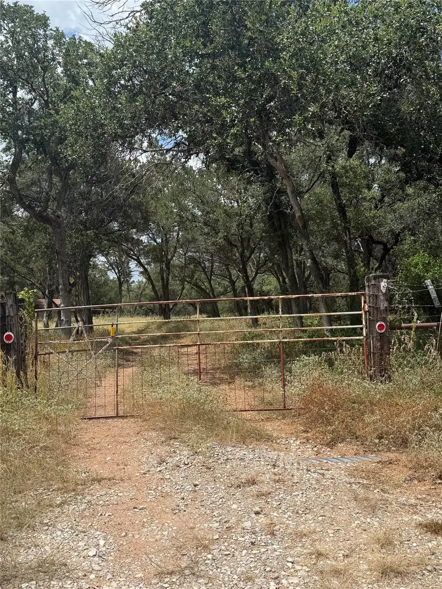 122 Winding Creek Rd, Spicewood, TX 78669 - #2