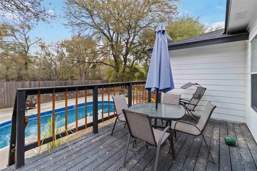 106 Shadow Wood Trl, Cedar Creek, TX 78612 - #2