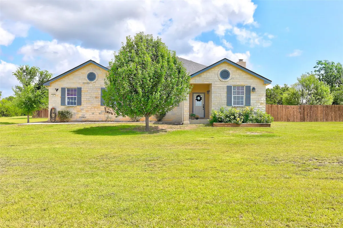 201 Christine Ln, Liberty Hill, TX 78642 - #1
