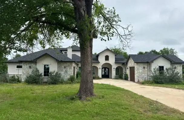 128 Gloria Blvd, Smithville, TX 78957 - #1