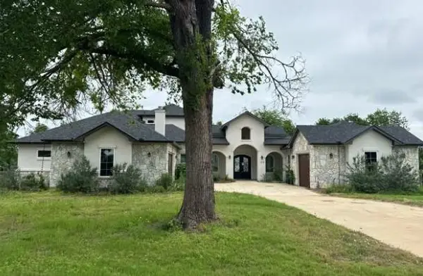 128 Gloria Blvd, Smithville, TX 78957