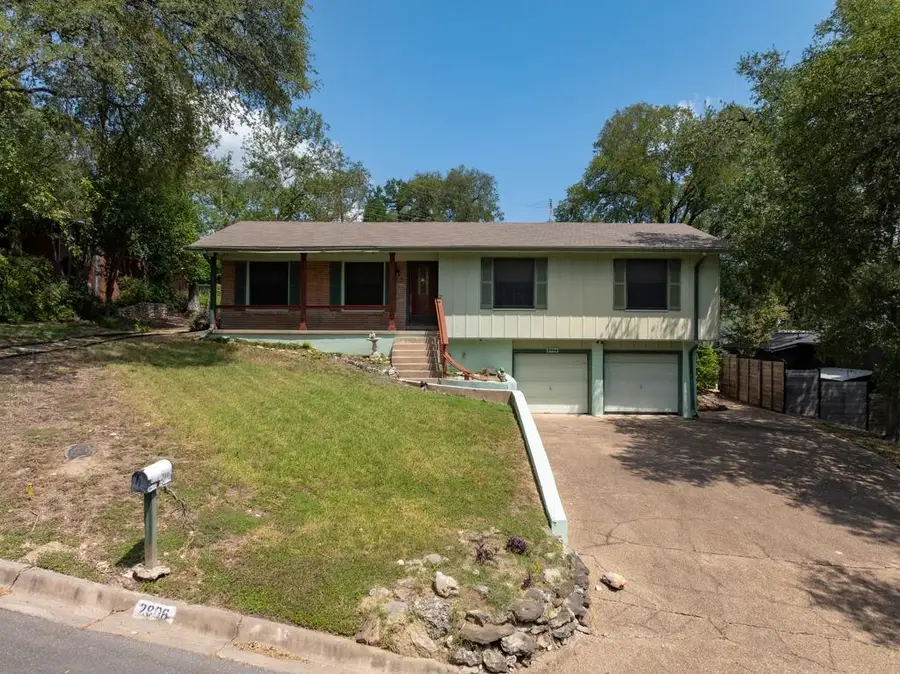 2906 Oakhaven Dr, Austin, TX 78704 - #2