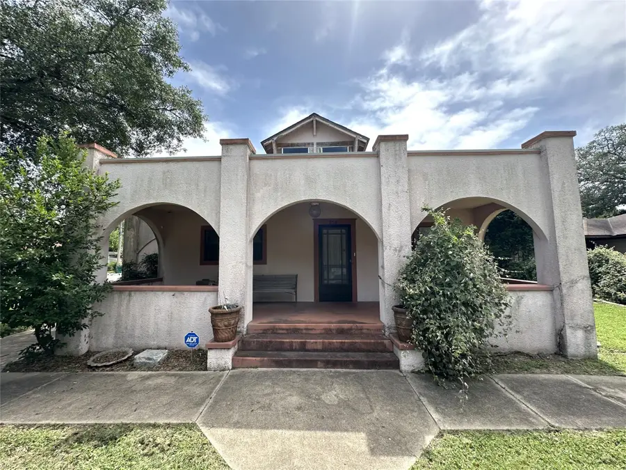 258 South Washington St, La Grange, TX 78945 - Image #2