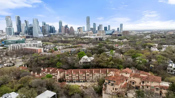 1529 Barton Springs Rd #13, Austin, TX 78704