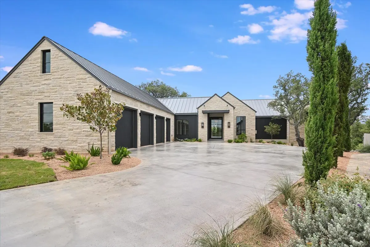 138 Coralberry, Horseshoe Bay, TX 78657 - Image #1