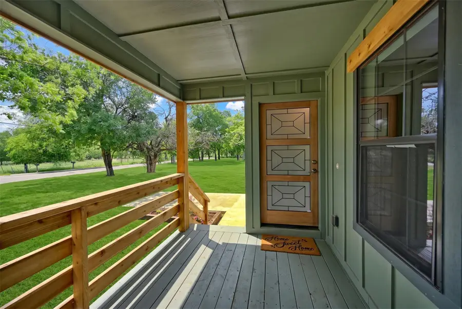 700 Rice St, Rockdale, TX 76567 - #2