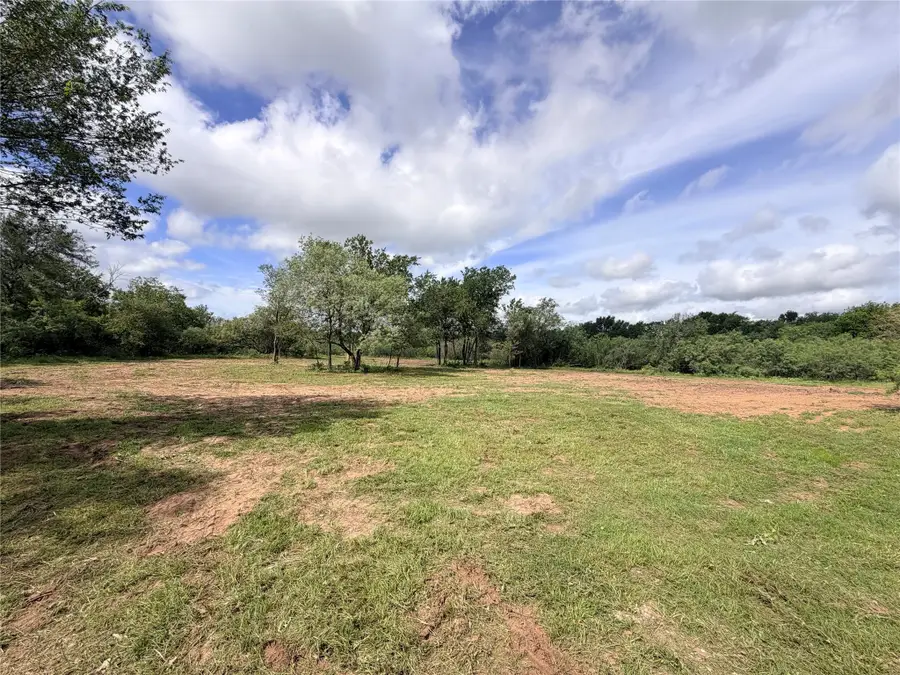 150 Pumper Rd, Luling, TX 78648 - #3