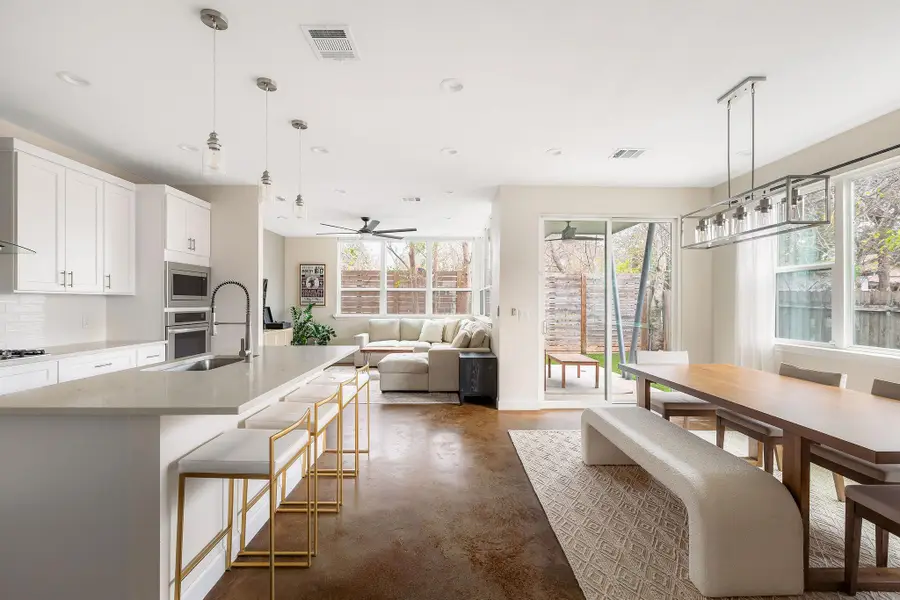 4602 Alf Ave #B, Austin, TX 78721 - Image #2