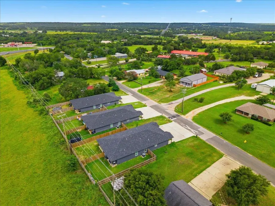 111 Fisher St #A & B, Elgin, TX 78621 - #3