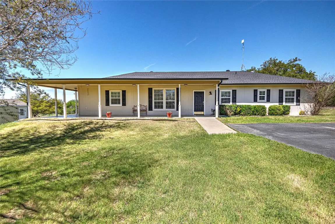 1301 Oak Spring Rd, Kempner, TX 76539 - Image #1