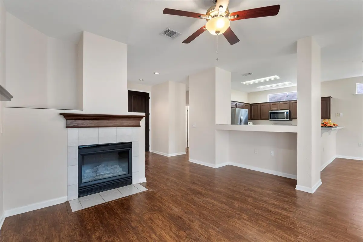 195 Whispering Wind Dr, Georgetown, TX 78633 - Image #1