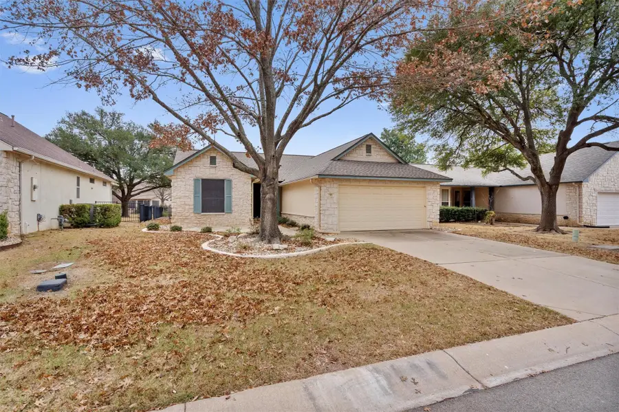 195 Whispering Wind Dr, Georgetown, TX 78633 - Image #3