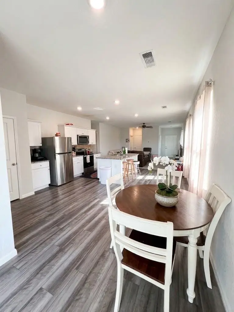 225 Comancheros Rd, Jarrell, TX 76537 - #3