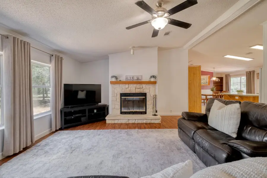 229 Green Mountain Dr, Cedar Creek, TX 78612 - #2