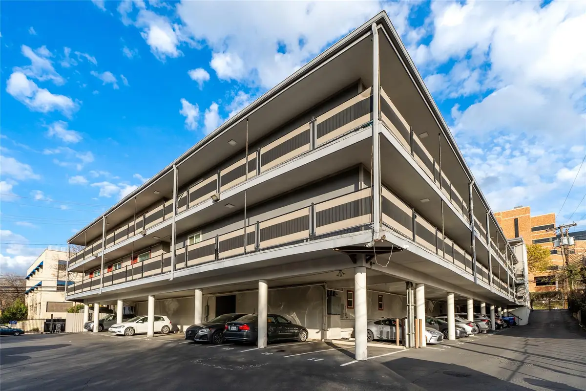 3110 Red River St #C304, Austin, TX 78705 - #1