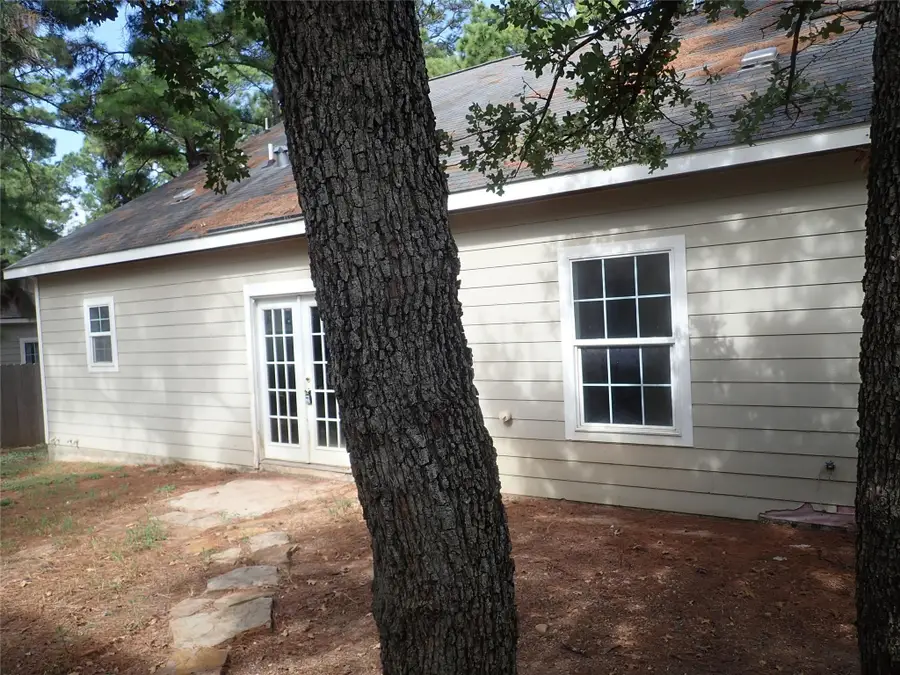 157 Tahitian Dr, Bastrop, TX 78602 - #3
