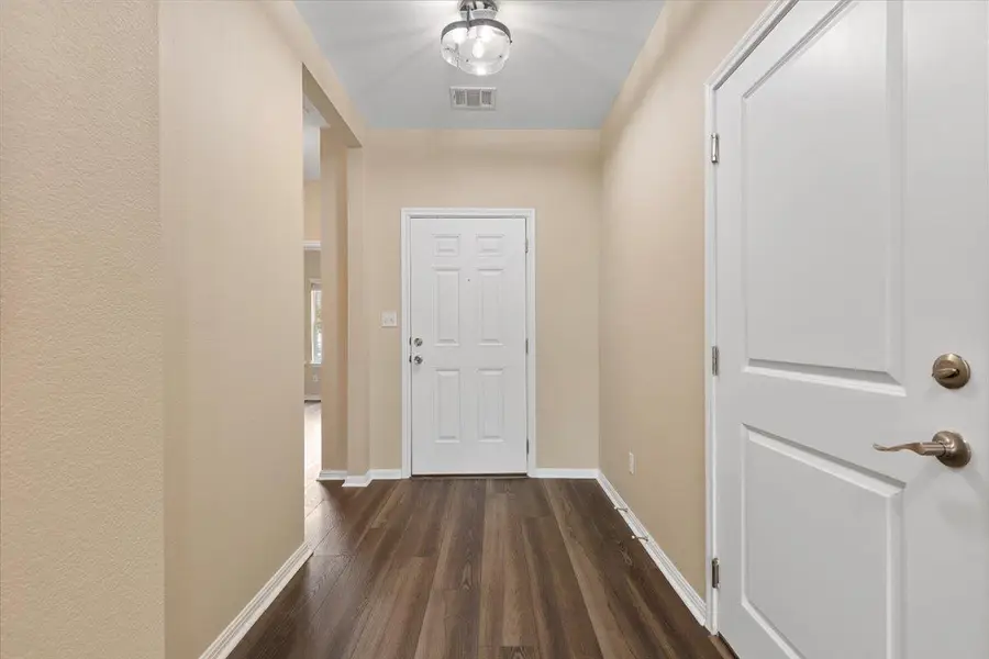 111 Crooked Trl, Bastrop, TX 78602 - Image #3