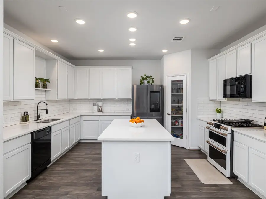 309 Sonbria Pass, Liberty Hill, TX 78642 - #3