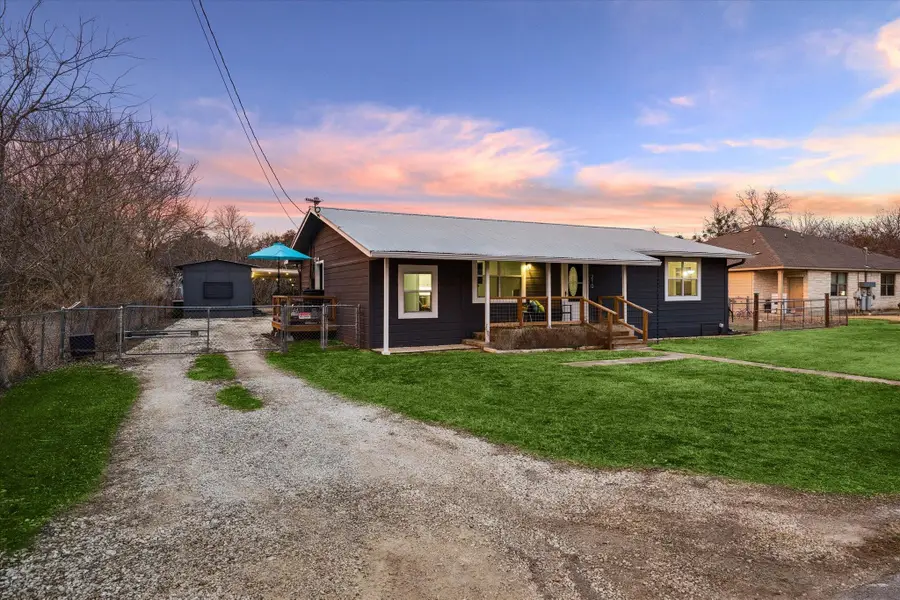210 Fallwell St, Liberty Hill, TX 78642 - Image #2