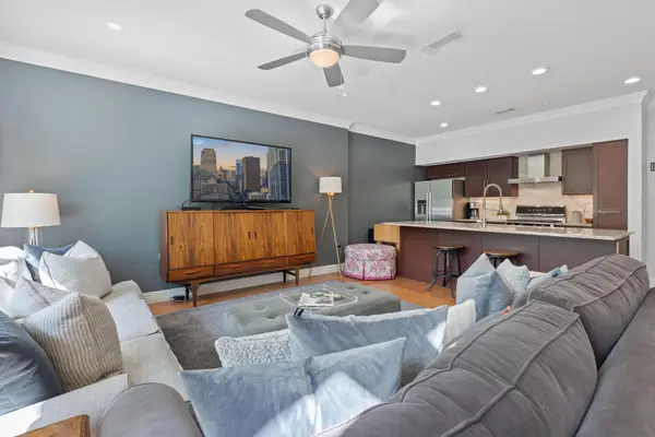 1600 Barton Springs Rd #2108, Austin, TX 78704