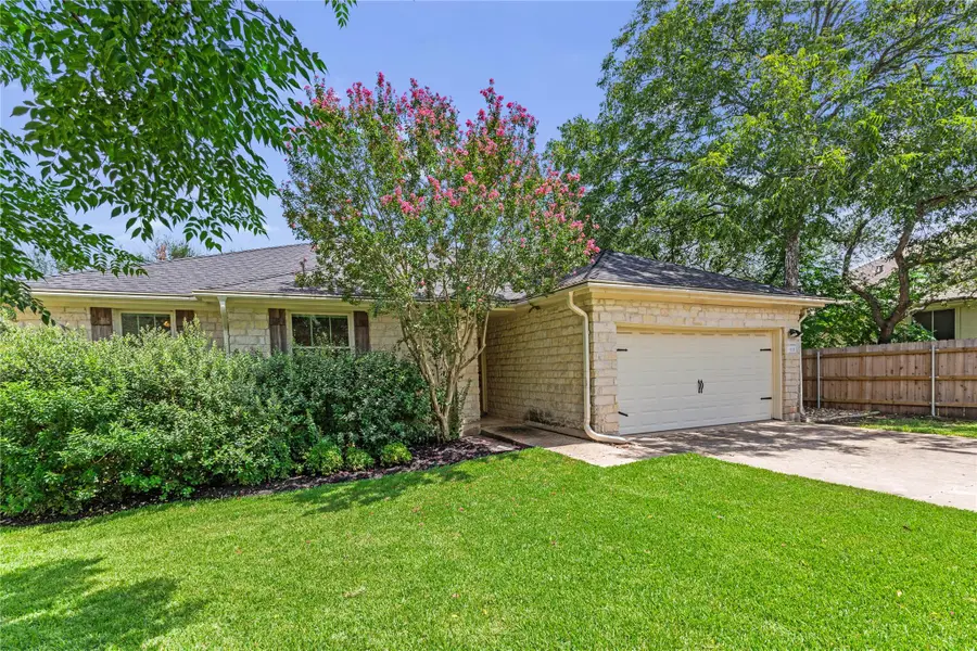 9131 Edwardson Ln, Austin, TX 78749 - #2