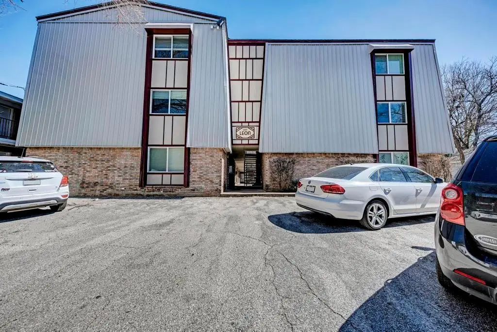 2207 Leon St #202, Austin, TX 78705 - #1