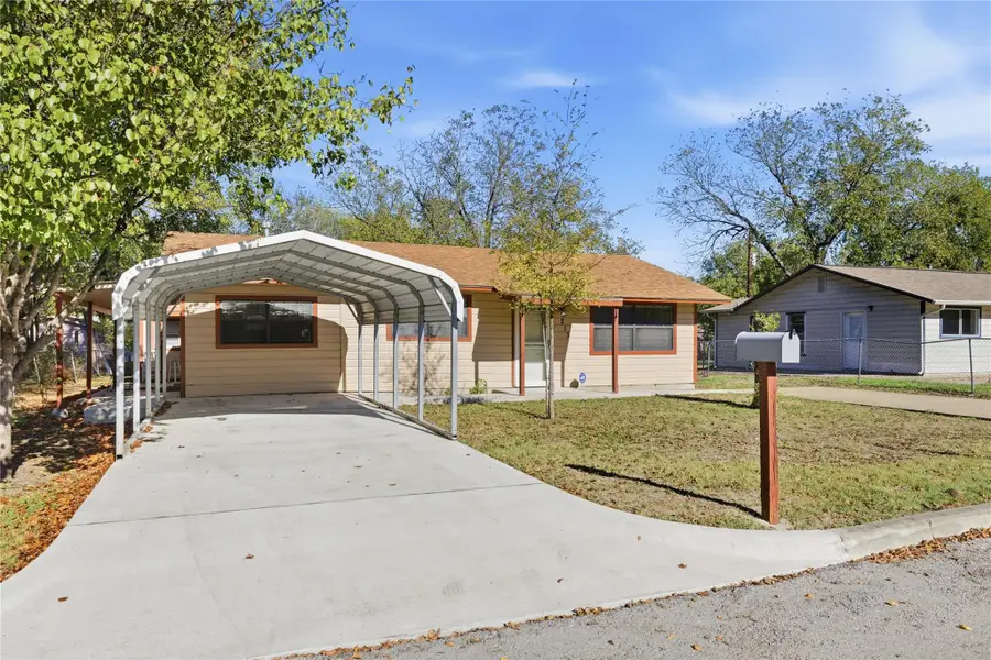 213 Ebony St, San Marcos, TX 78666 - Image #2