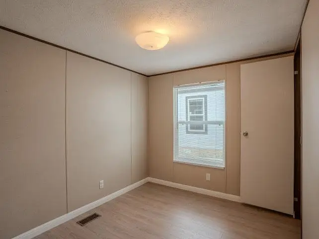119 Royal St, Taylor, TX 76574 - #3