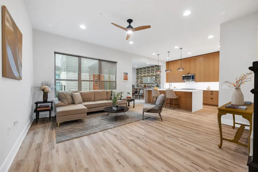 4529 Berkman Dr, Austin, TX 78723 - Image #2