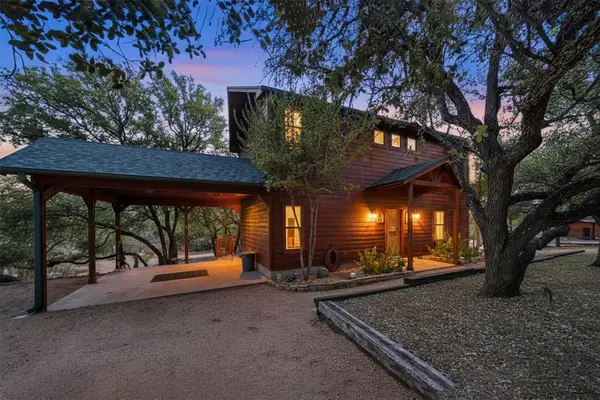 601 Echo Dr, Spicewood, TX 78669