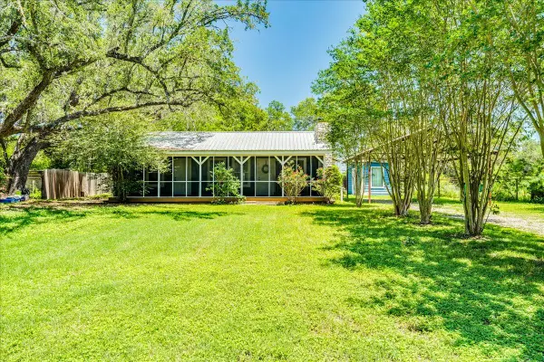 170 Whitetail Ln, Dale, TX 78616