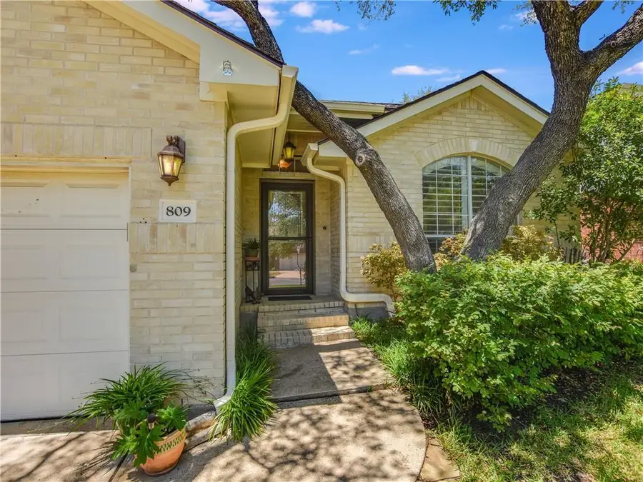 809 Hilltop Dr, Leander, TX 78641 - #3